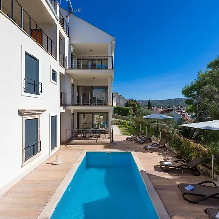 Old Mill * ميلنا